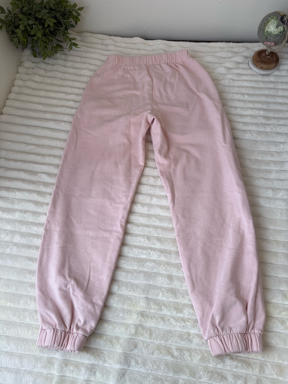 Brandy Melville pink jogger sweats - Picture 11 of 12